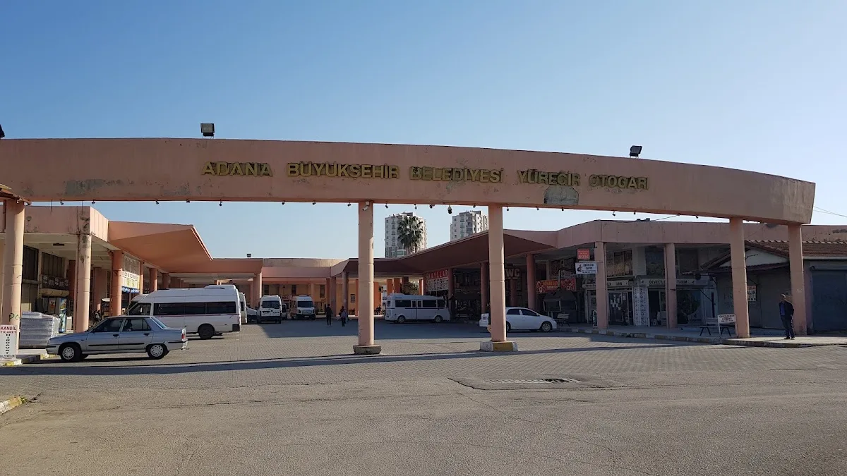 Yüreğir Otogarı