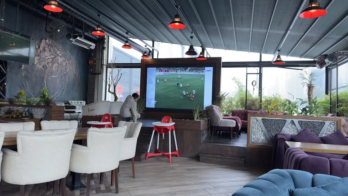 Hof Lounge