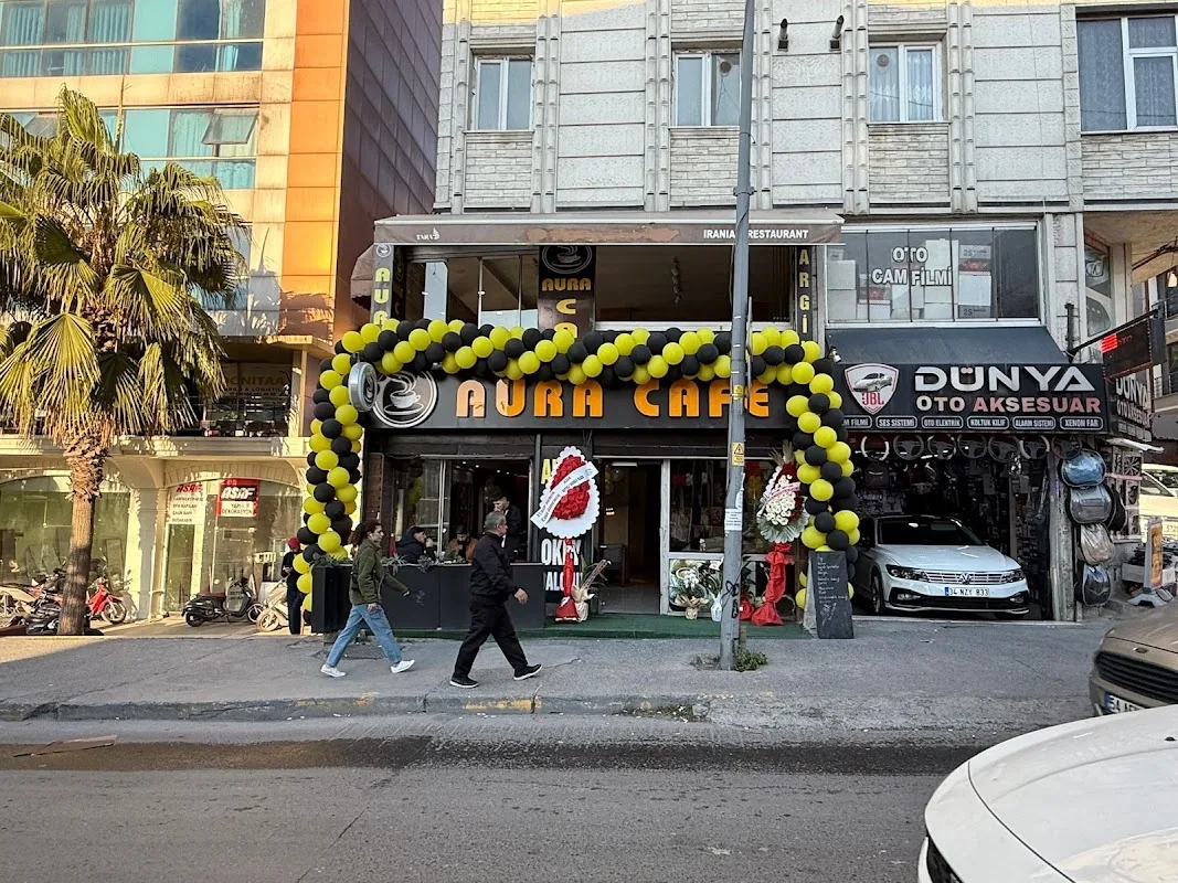 Aura cafe