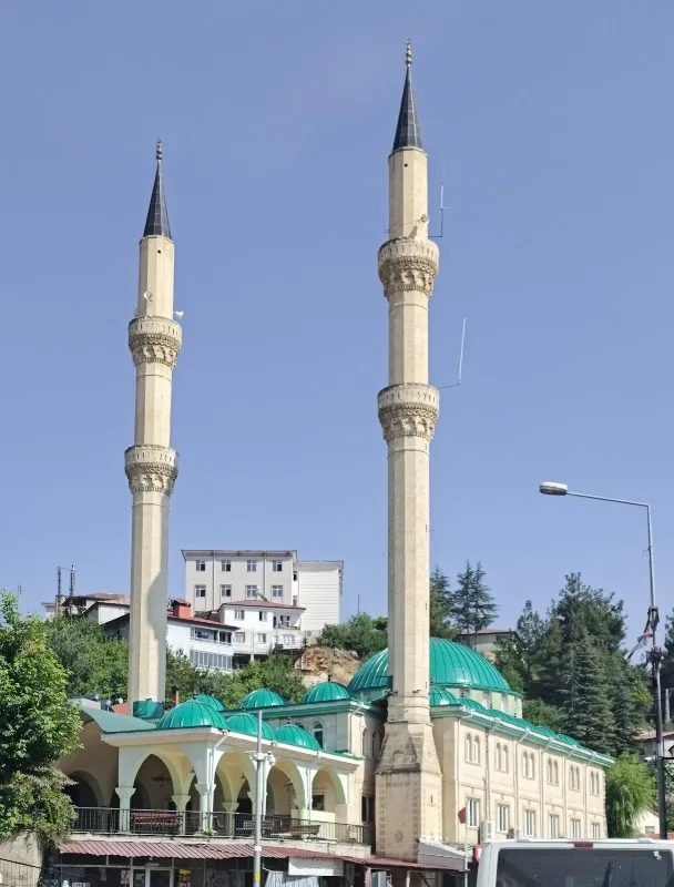 Aladağ Merkez Cami