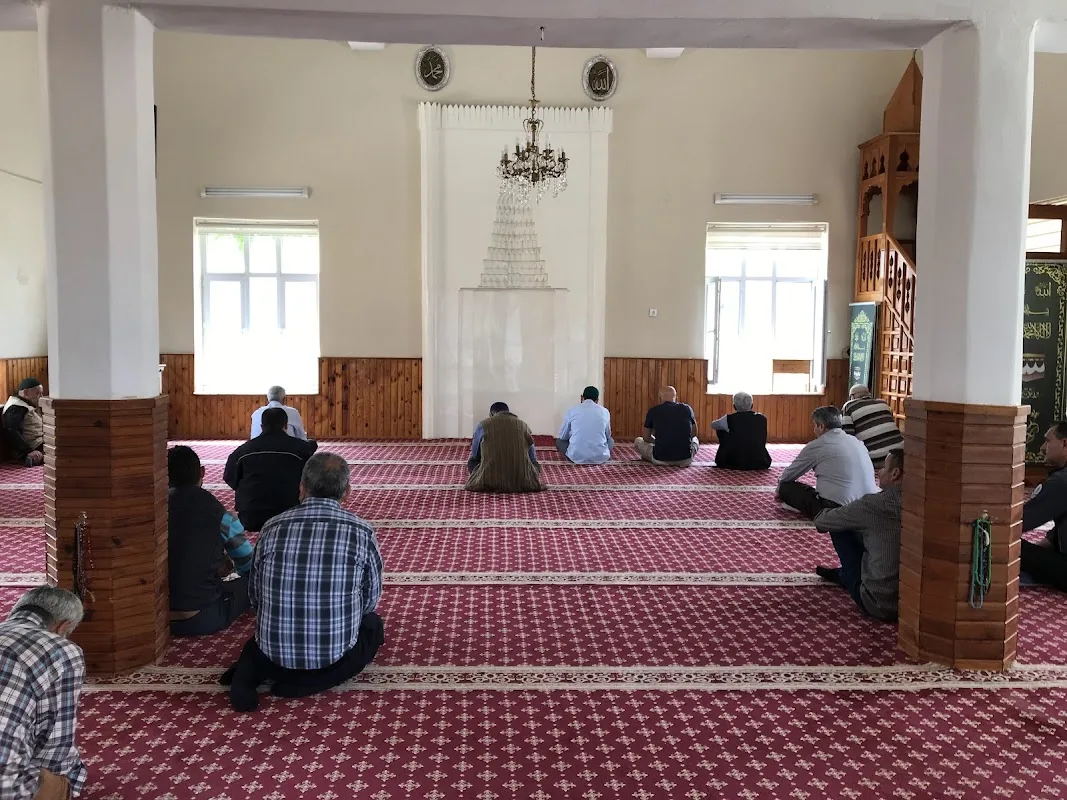 Karataş Merkez Cami
