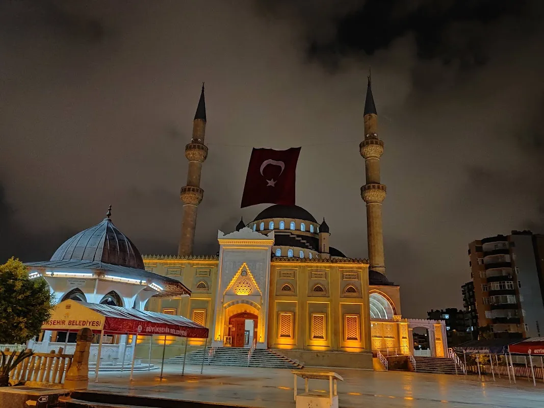 Ramazanoğlu Cami