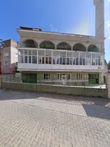 Yeni Hürriyet Cami