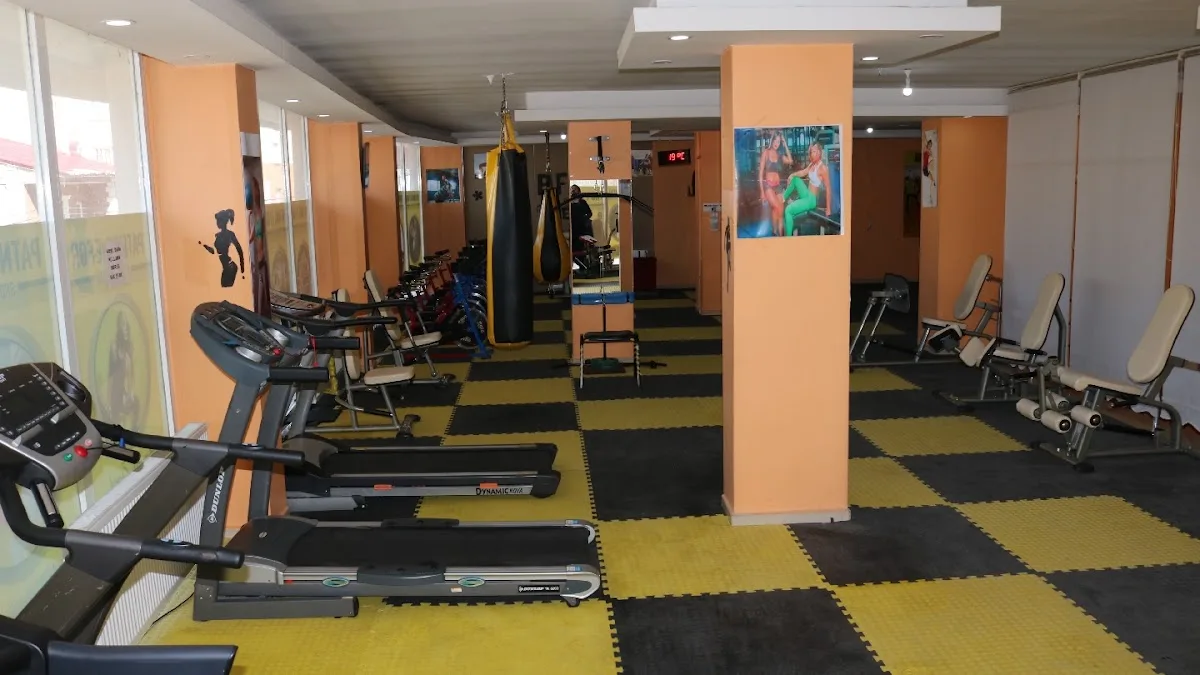 PATNOS EFOR BAYAN SPOR SALONU