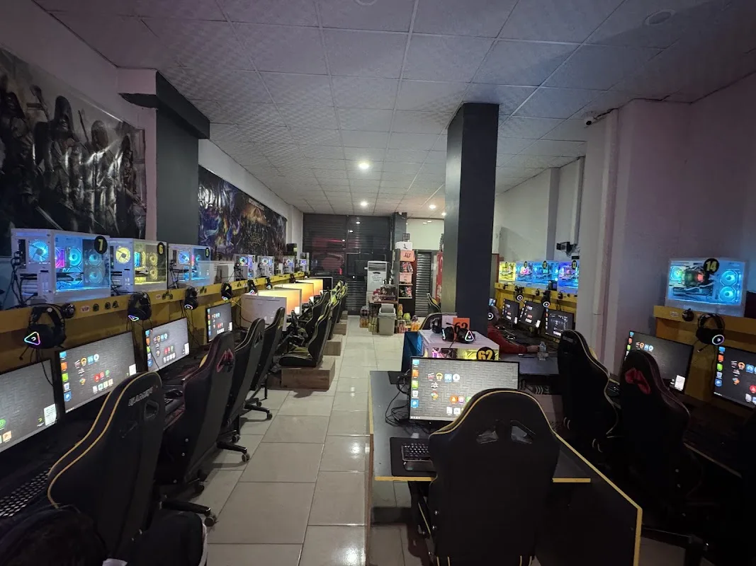 CAFE İSTANBUL E-spor MALATYA İNTERNET CAFE