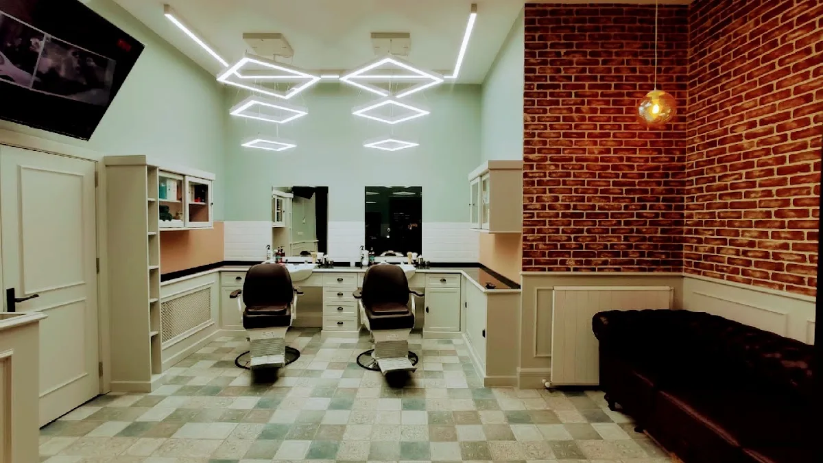 UNDERCUT BARBER SHOP