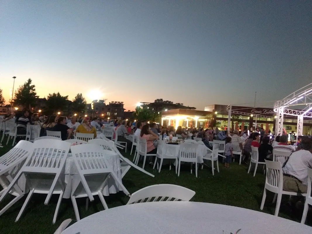 Salihli Belediyesi Gümüş Kafeterya
