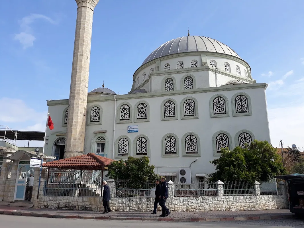 Kışla Mahallesi Merkez Hayırsevenler Cami