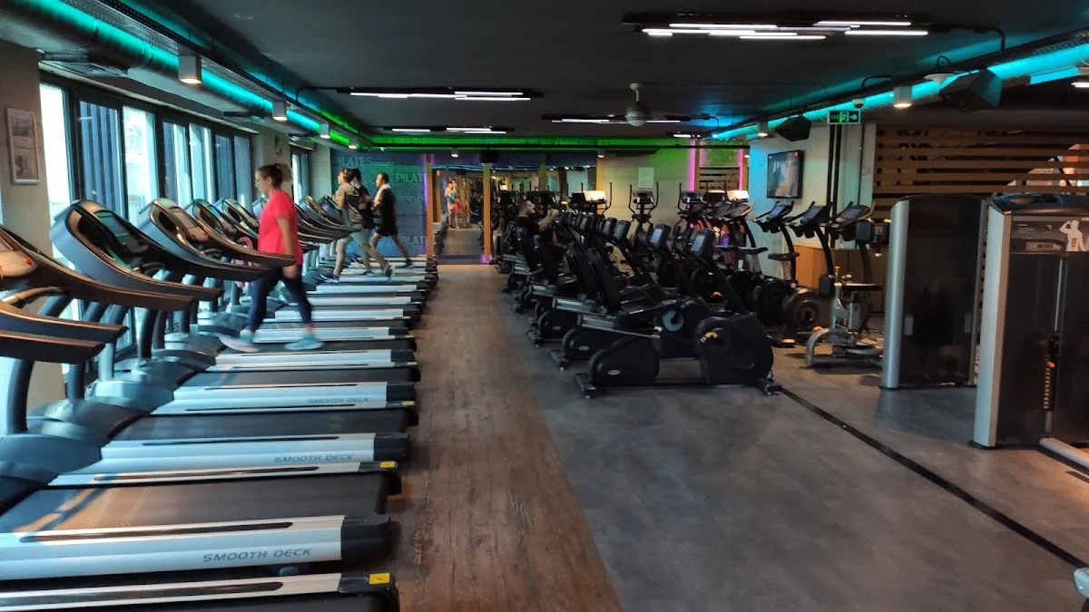 GYMFIT SPORTS PLAZA