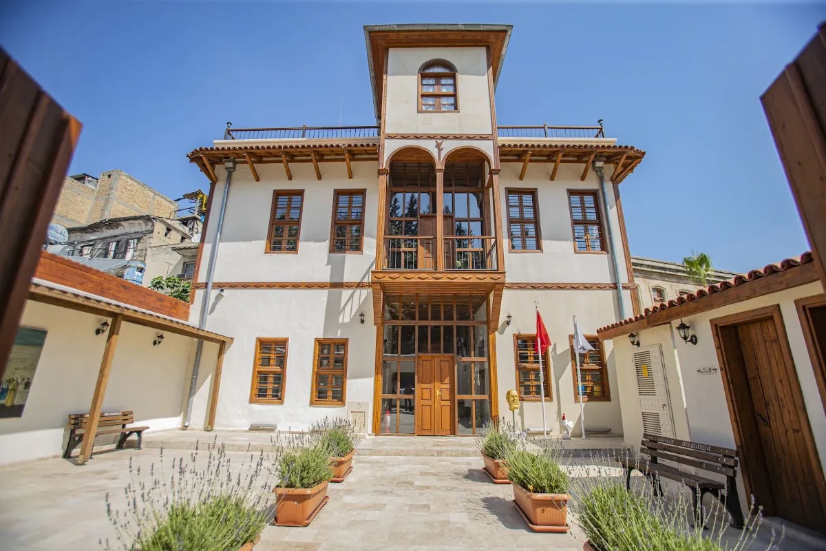 İlter UZEL Tıp ve Diş Hekimliği Müzesi