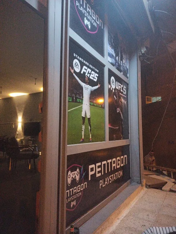 Pentagon Playptation Cafe
