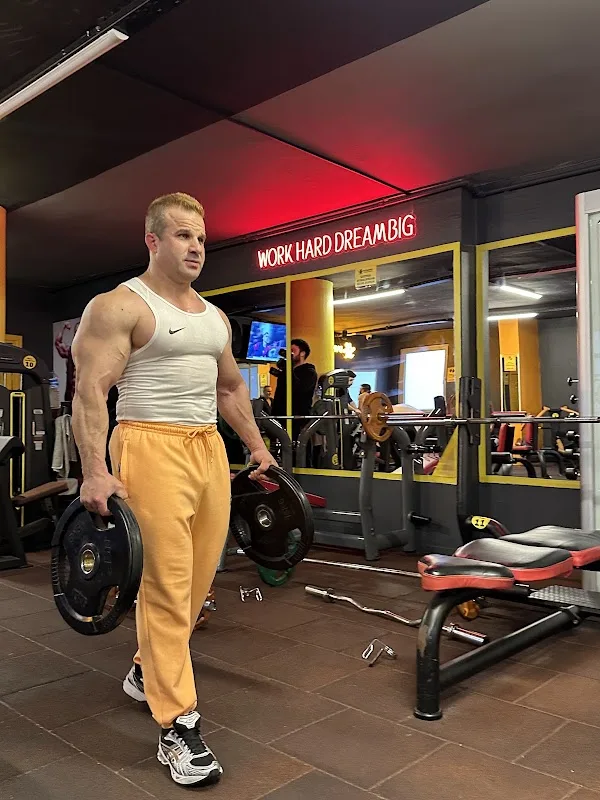 DYNAMİC FİTNESS CENTER