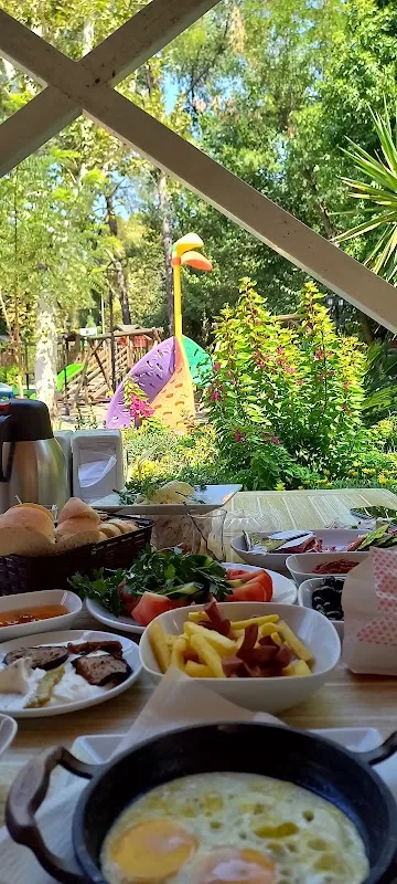 Dalaman Belediyesi Çay Bahçesi