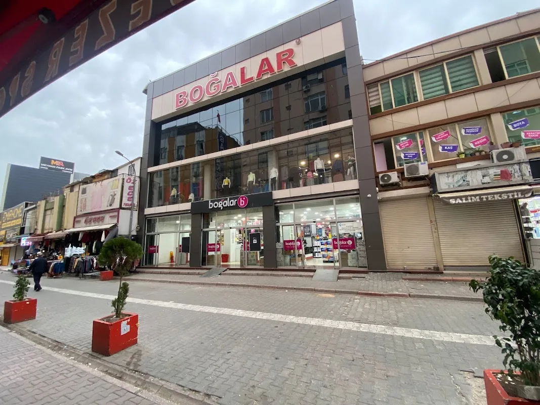 Boğalar Alışveriş Merkezi - Merkez
