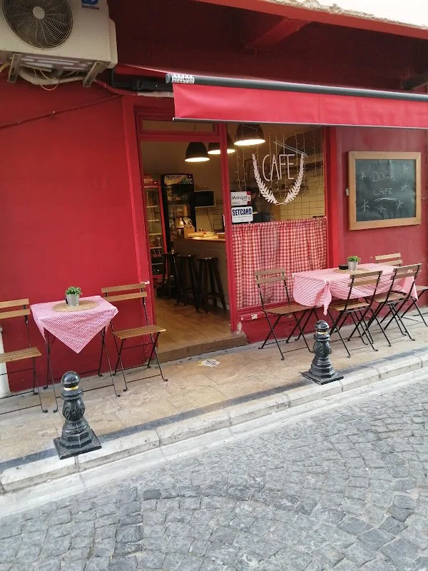 Doğa Cafe Hamburger İzmir Kumru Sandviç Tost Kahvaltı çeşitleri