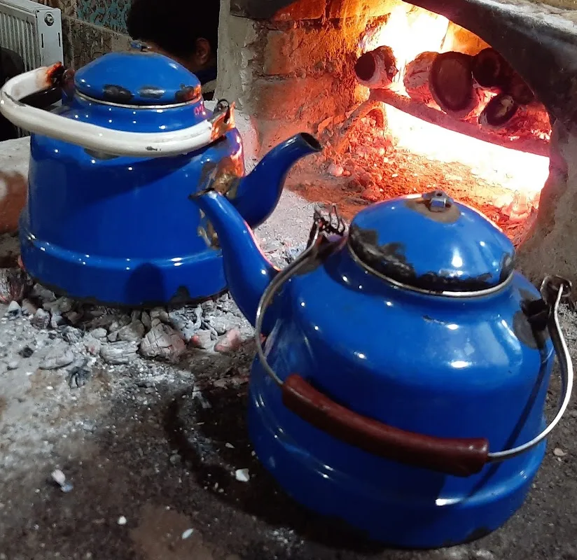 SEVİMLİ KÖZ ÇAY EVİ