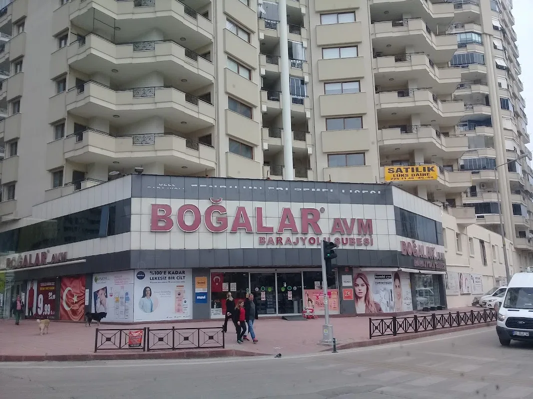 Boğalar Alışveriş Merkezi - Barajyolu