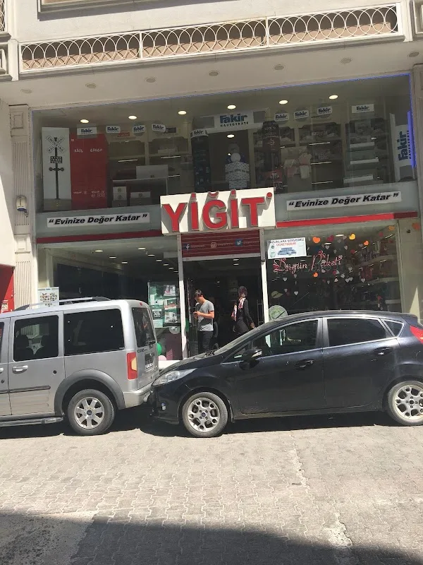 Yiğit Alışveriş Merkezleri - Adana Şube