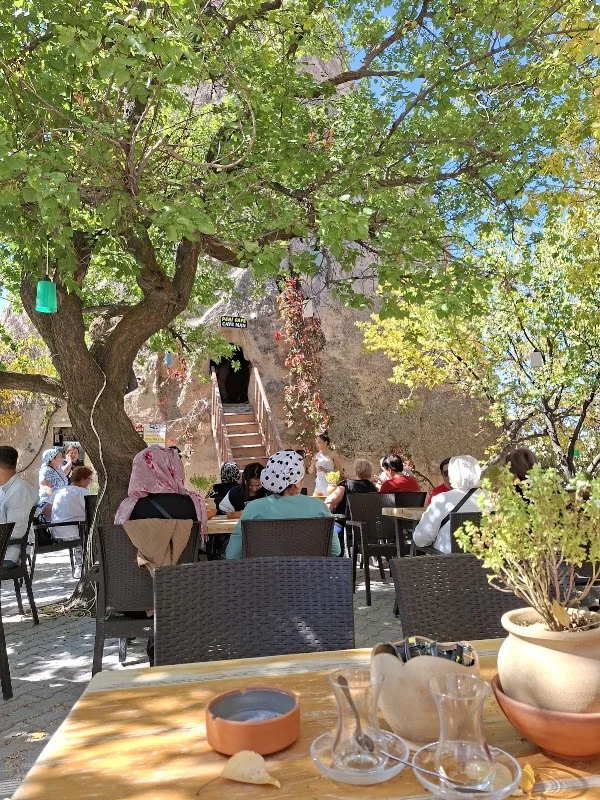 Peri Cafe Cave Man (Recep’in Yeri)