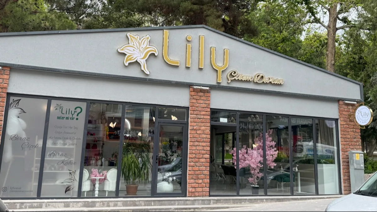 Lily Floral Cafe
