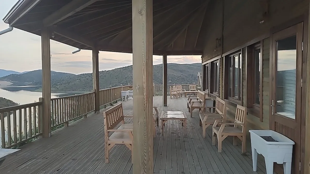 Devlethan Barajı Kafe Restaurant Mesire Alanı