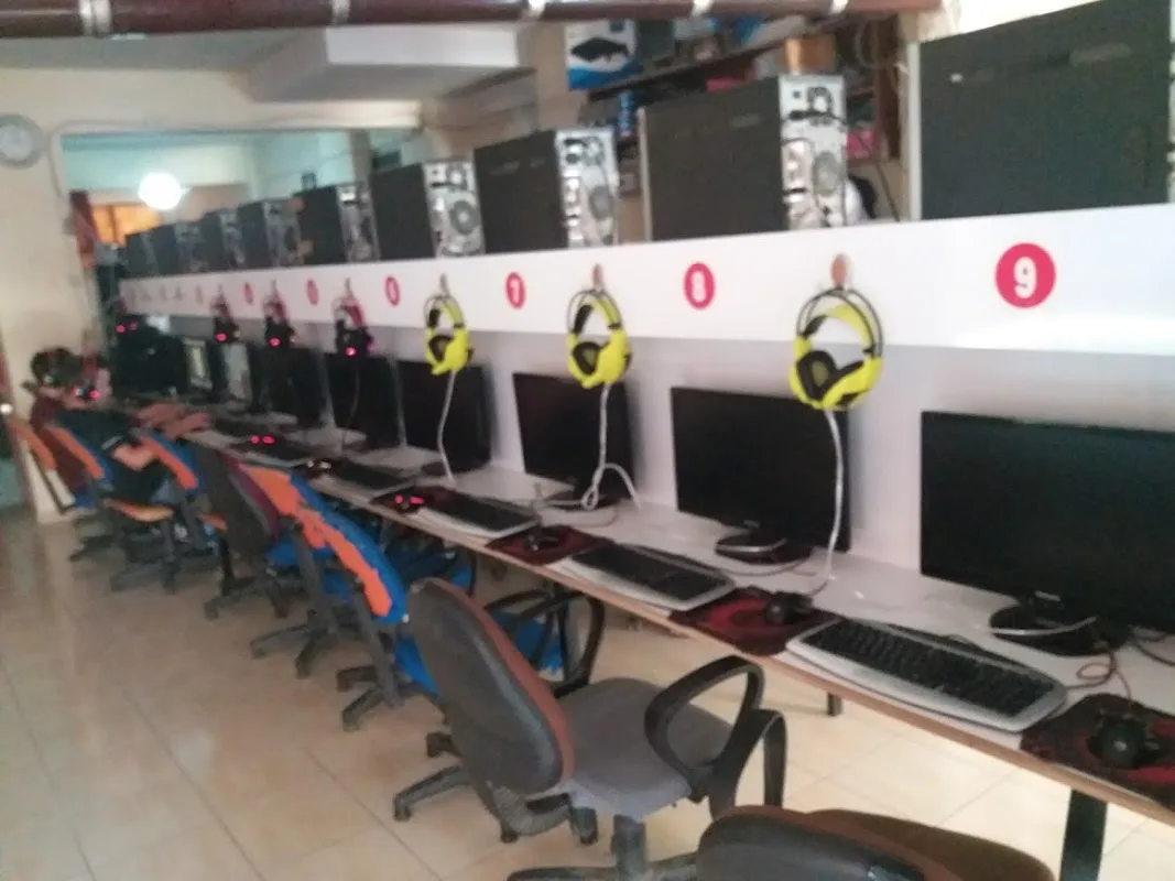 Mekan Cafe E Sport Game Arena