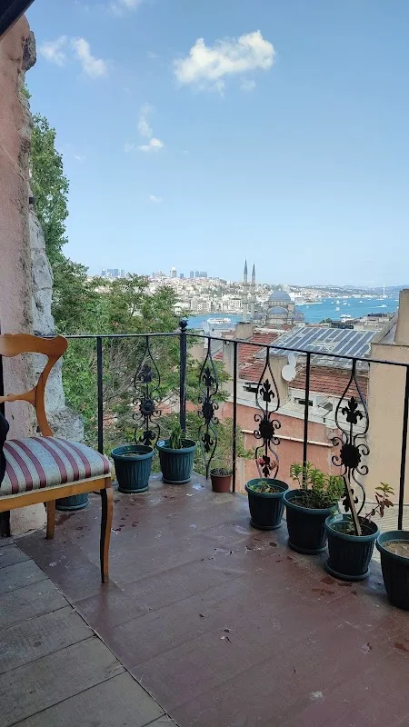 Büyük Valide Han Rooftop Cafe