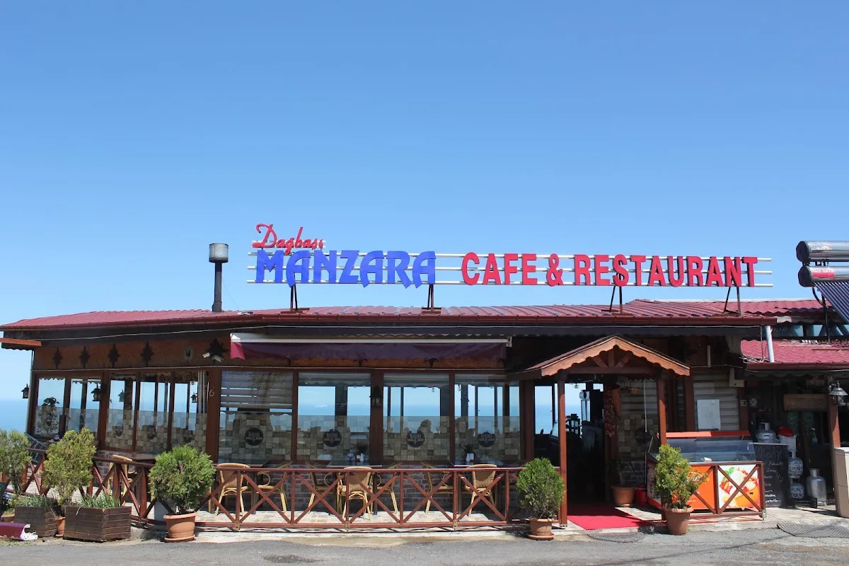 Manzara Cafe & Restaurant / Rize
