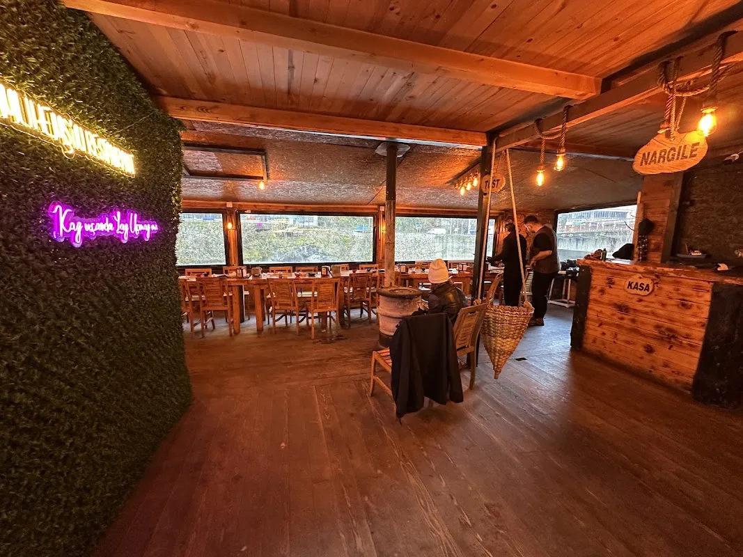 ÇAMLIHEMŞİN CAFE RESTORAN