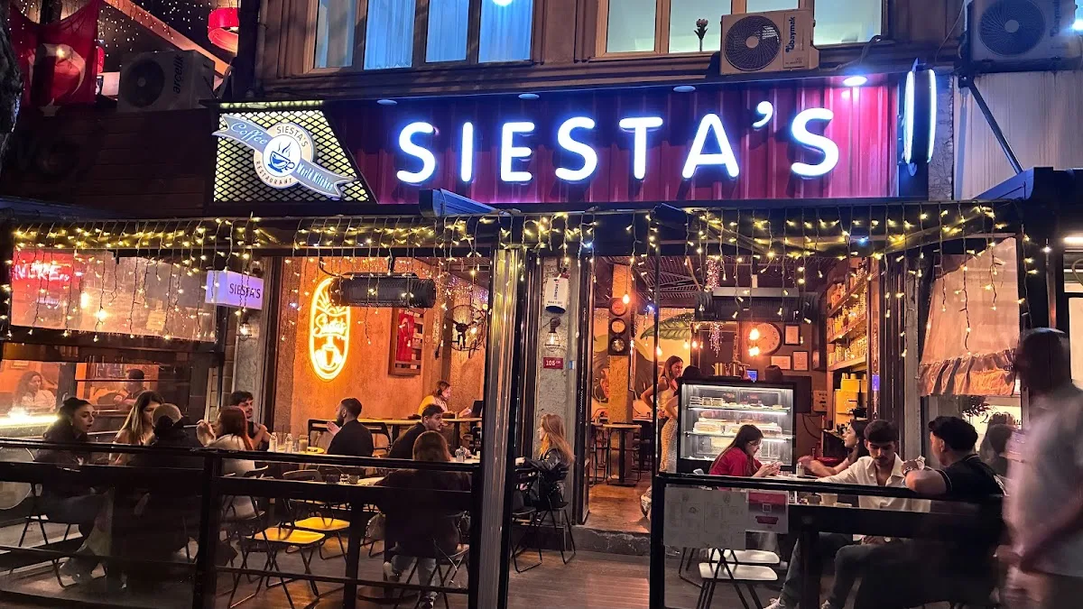 Siesta-S Cafe & Restorant