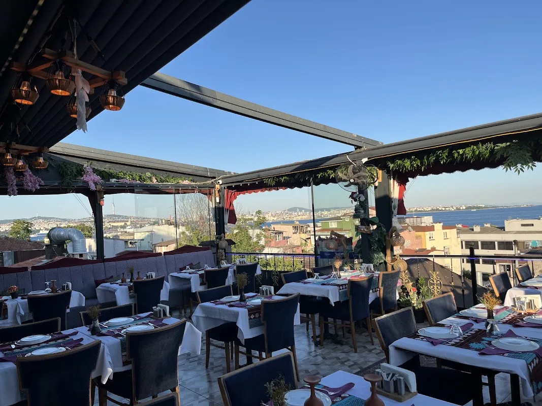 Nazargah Rooftop Restaurant | Sultanahmet