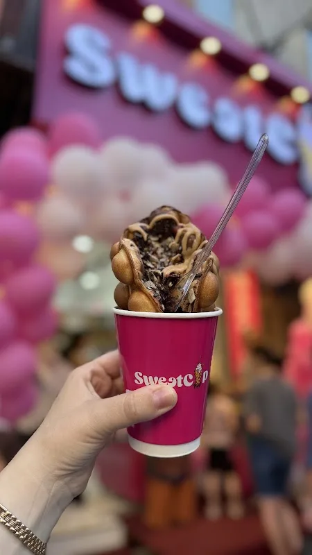 SweetCupWaffle