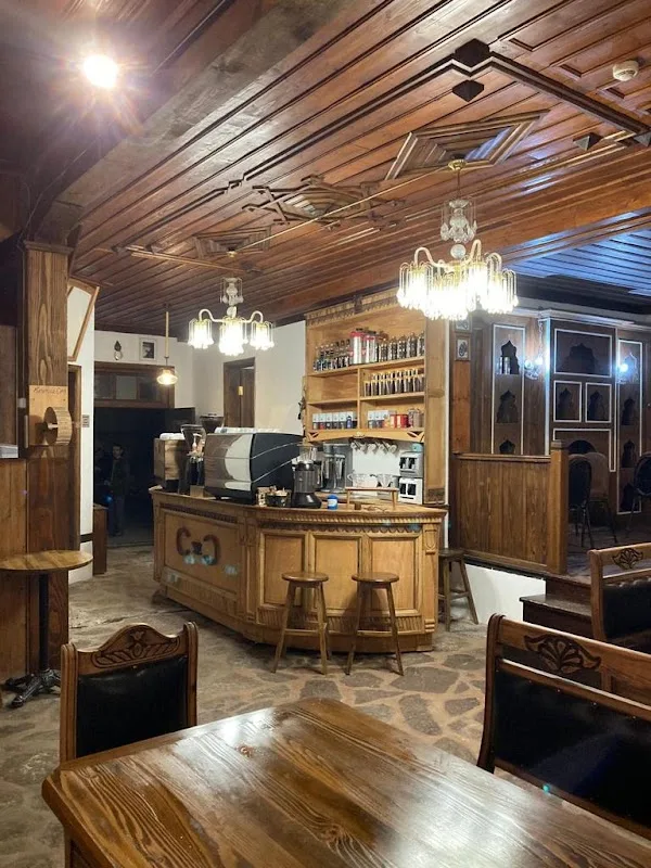 Kahve Beylerbeyi Abdi İbrahim Konağı