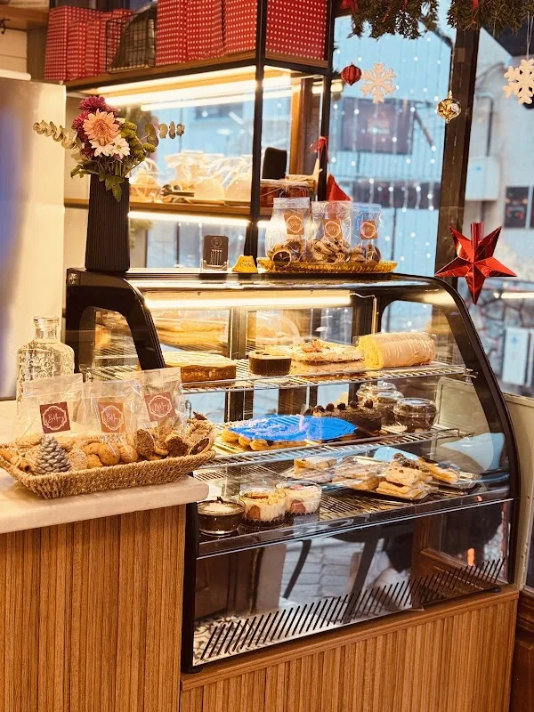 Bi Nevi Patisserie Bakery