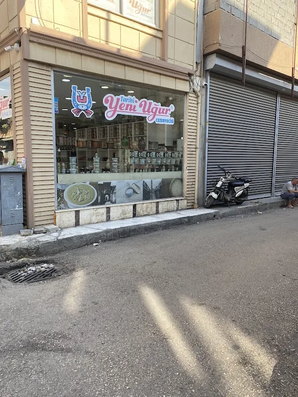 Tarihi Yeni Uğur Helvacısı