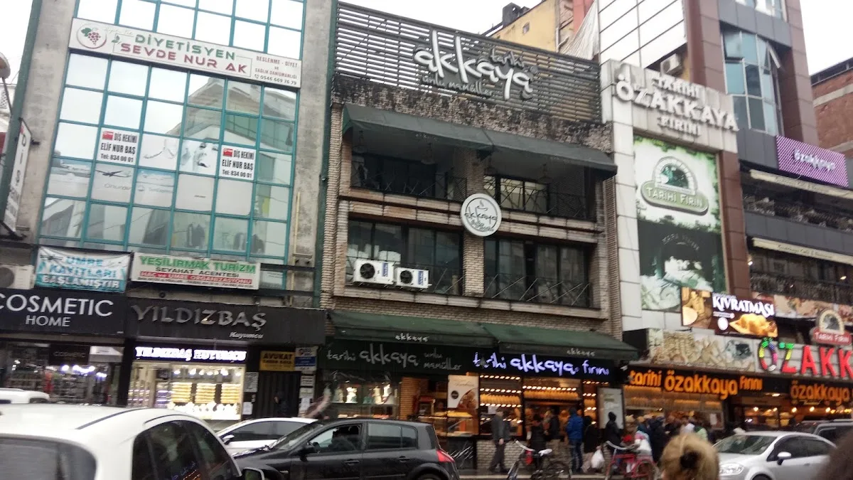 Özakkaya Cafe & Fast Food