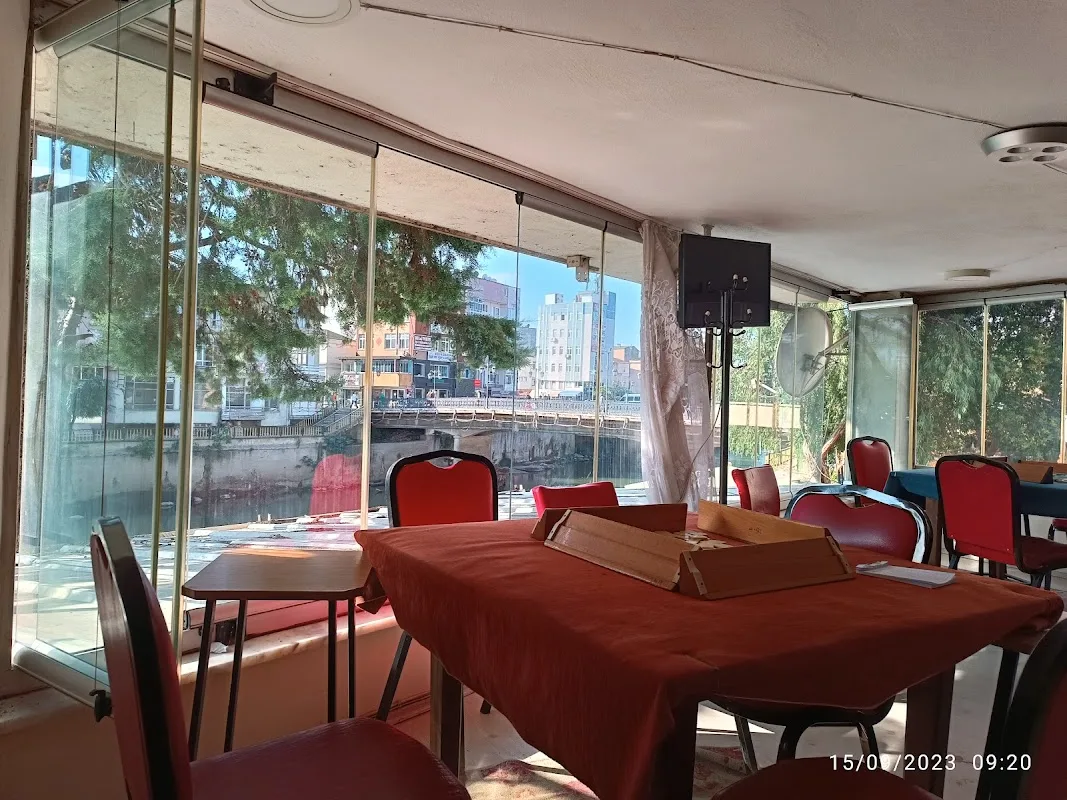 Bizim Cafe