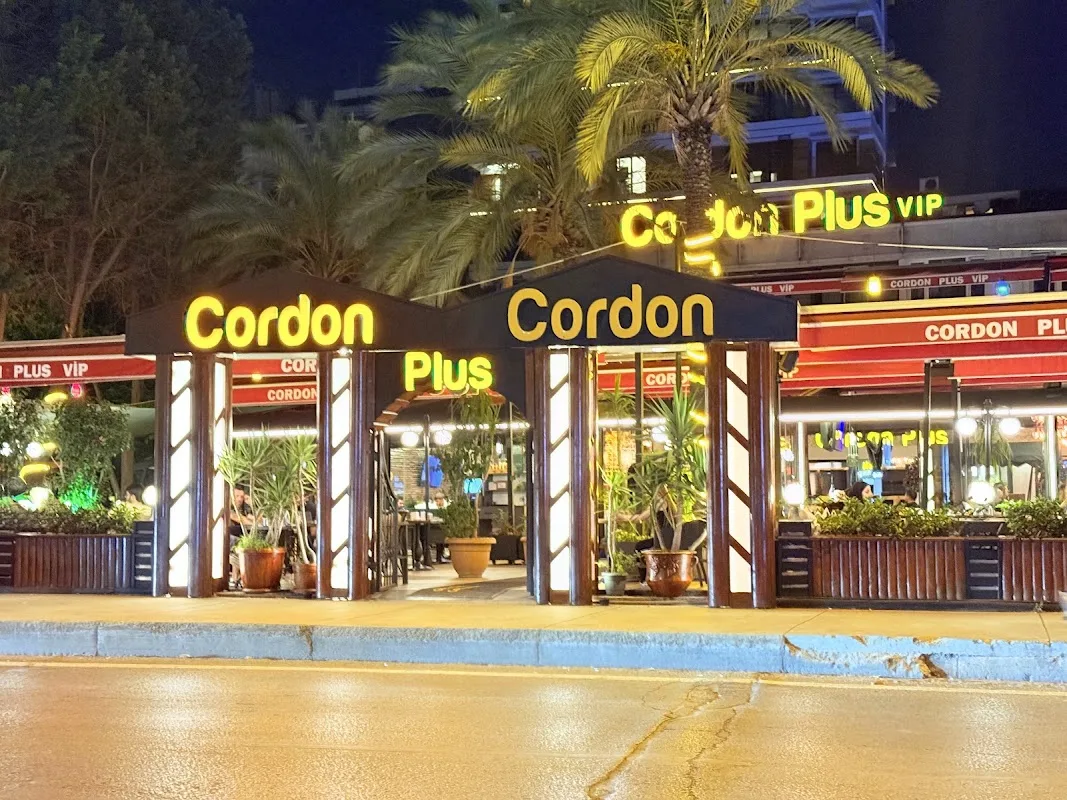 Cafe Cordon 212