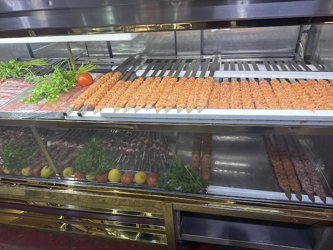 Kaburgacı Yaşar Usta (Salaş Şube)