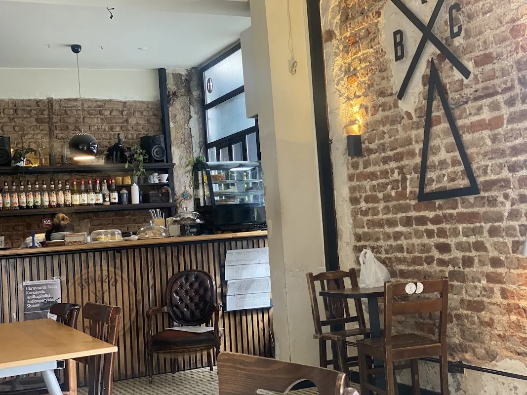 Cafe Benazio
