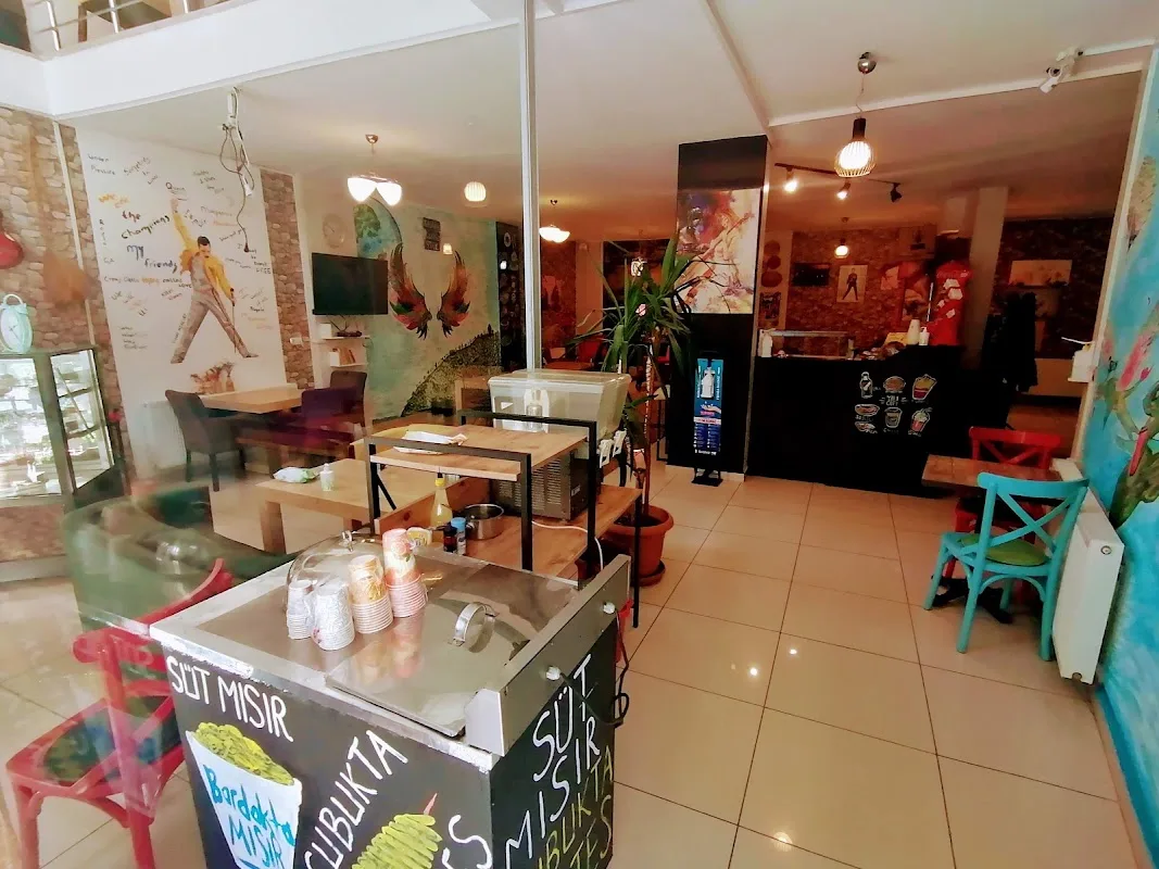 Yalı Cafe