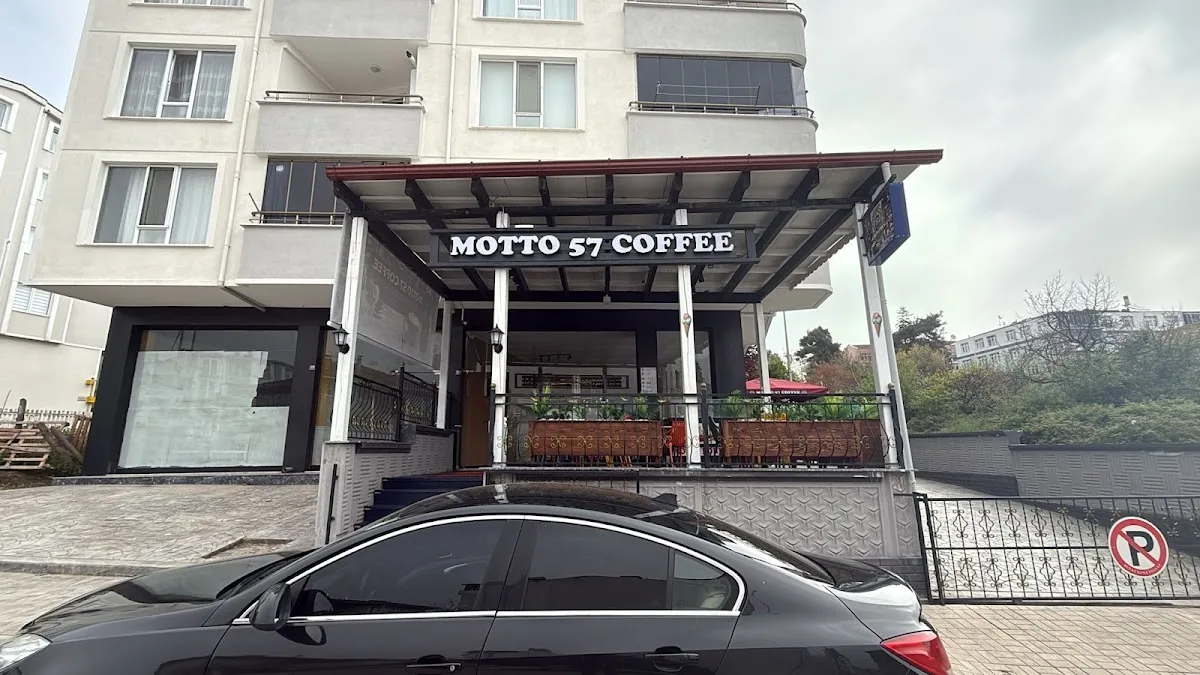 Cafe Motto 57