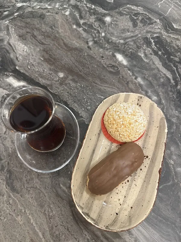 Crovi Bakery & Dessert