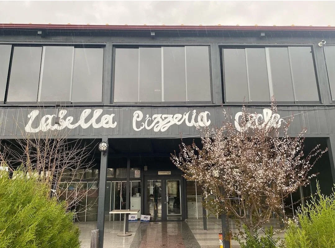 Labella pizza cafe