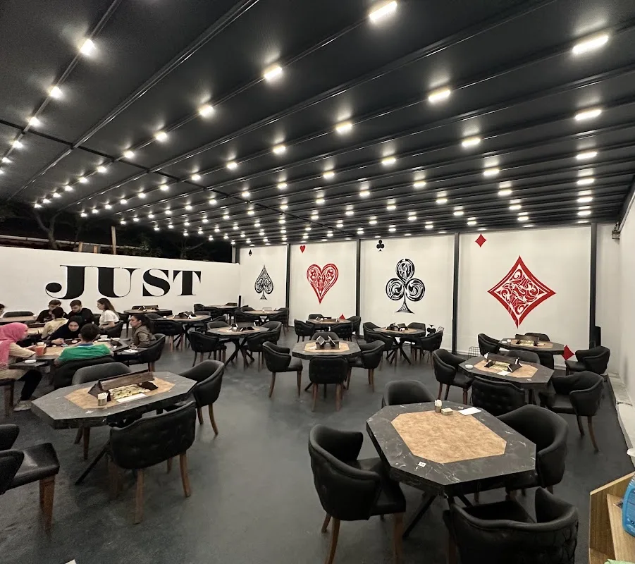 Just Cafe & Game