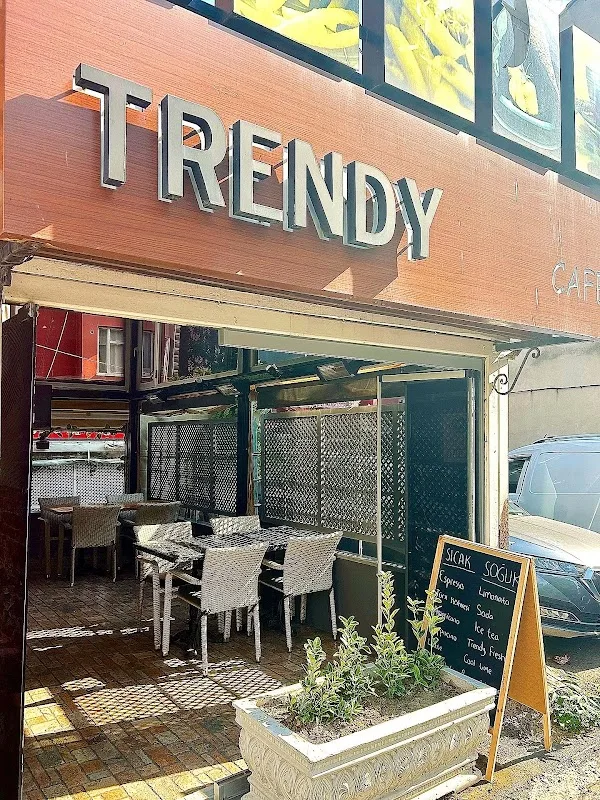 Trendy Cafe