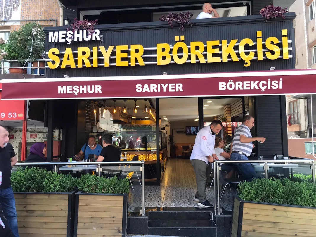 Meşhur Sarıyer Börekçisi