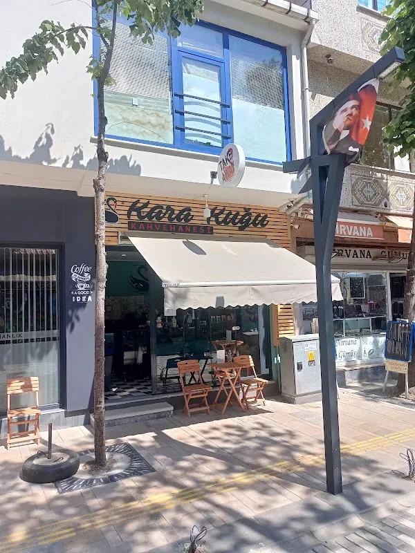 Kara Kuğu Kahvehanesi