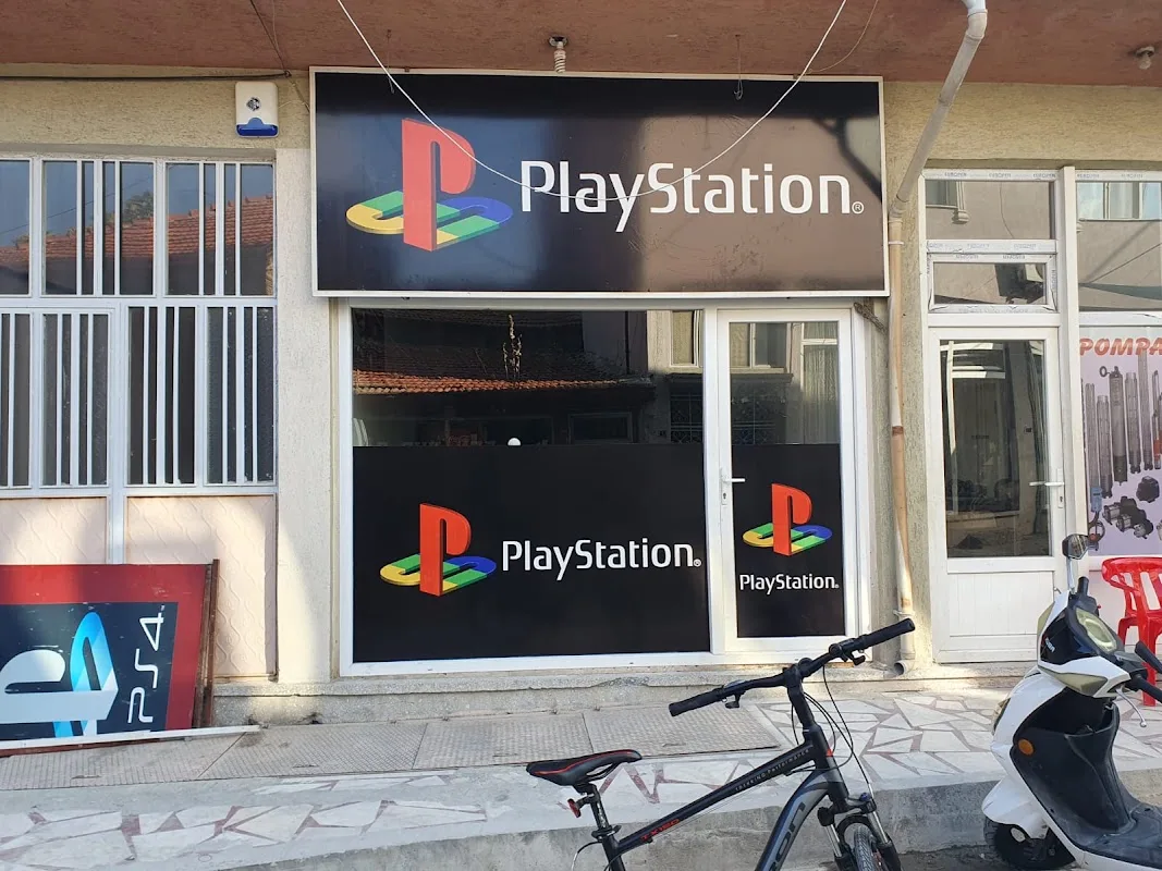 PLAYMAKER PLAYSTATION CAFE