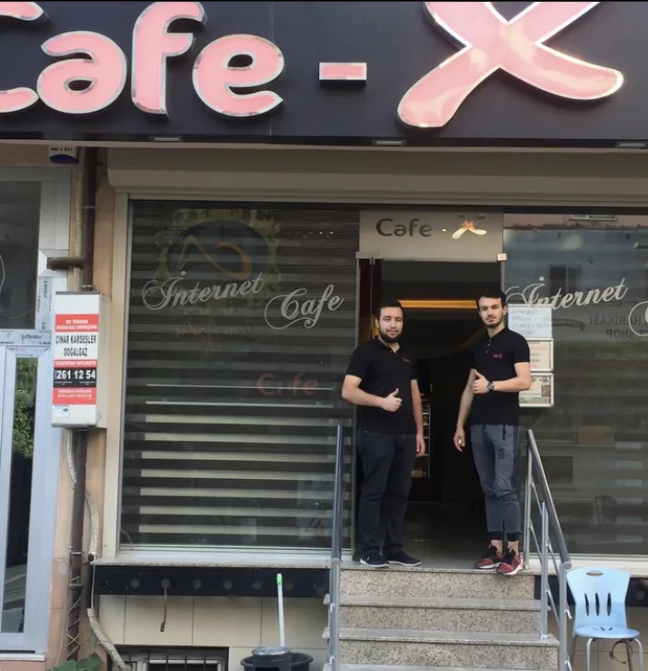 Cafe-X